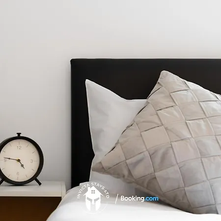 Last-Minute Specials L Exclusive Deal On 3 Bed Flat In City Centre L Sleeps 6 L Free Wifi & Parking L Desks & Netflix L Invicta Stays Short Lets Leicester Exterior photo
